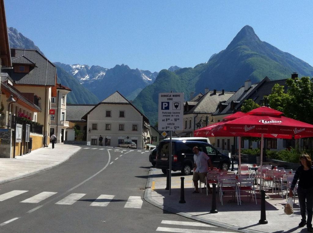 Hotel Mangart Bovec Extérieur photo